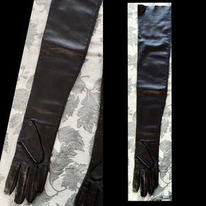 30“ elegant Gala black leather gloves